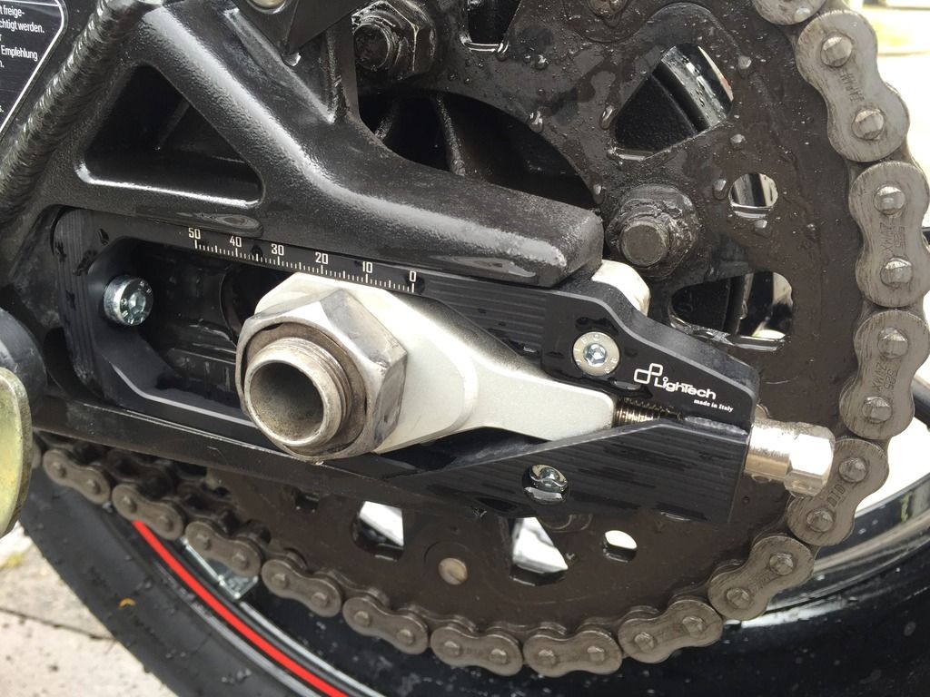 Fitting LighTech chain adjusters
